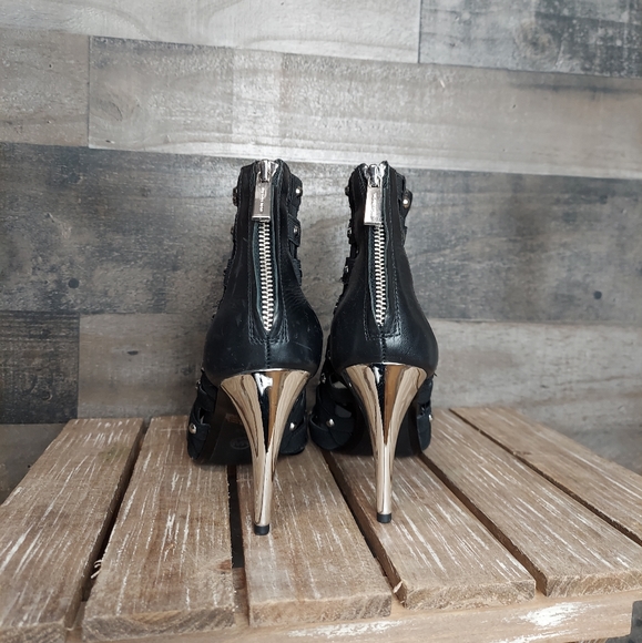 Michael Kors Sherry Caged Open Toe Ankl Booties - Picture 5 of 13